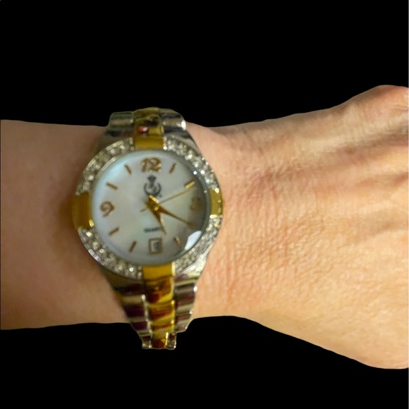 New Premier Quartz Watch w/Date,Mother of Pearl Face & Rhinestones.Needs Battery - Picture 2 of 6